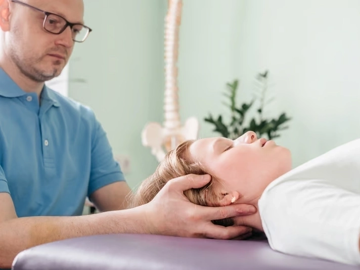 Professional Whiplash Injury Treatment services by Advanced Injury Care Clinic in Brentwood Estates, TN — licensed Chiropractor provider