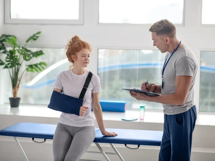 Professional service work by Advanced Injury Care Clinic in Brentwood Estates